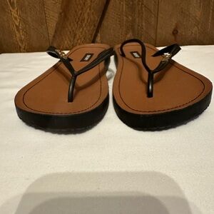 DKNY flip flops